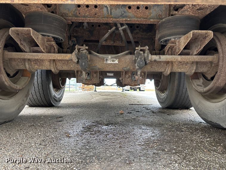 image for item FG0389 1997 Utility dry van trailer