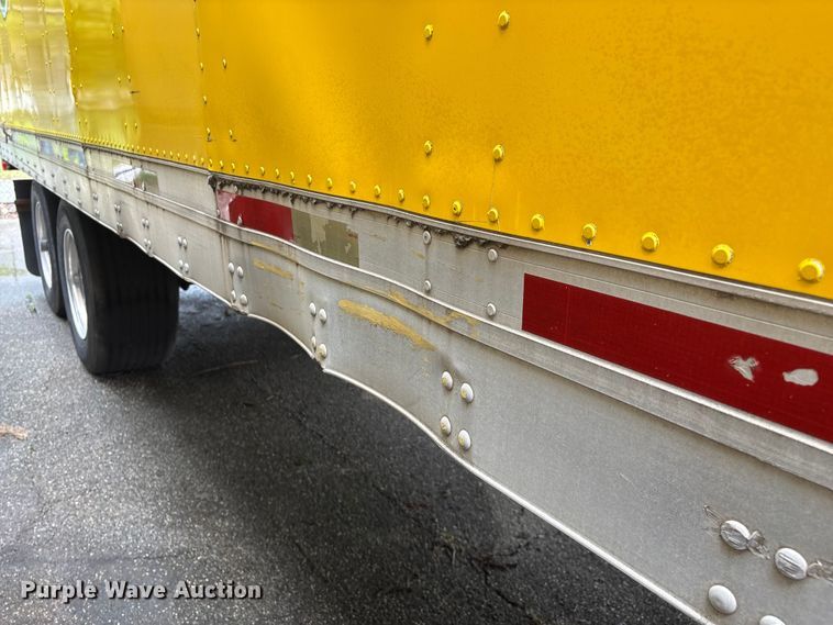 image for item FG0389 1997 Utility dry van trailer