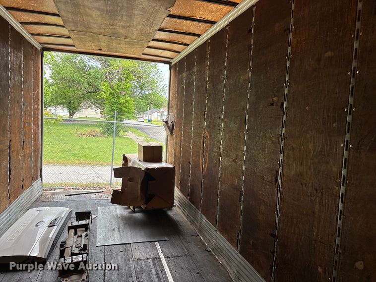 image for item FG0389 1997 Utility dry van trailer