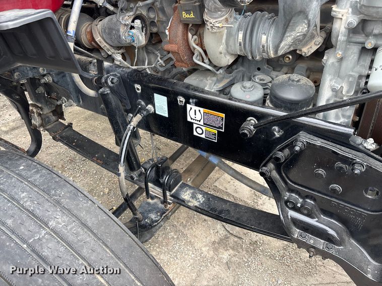 image for item FG0468 2019 Peterbilt truck cab and chassis