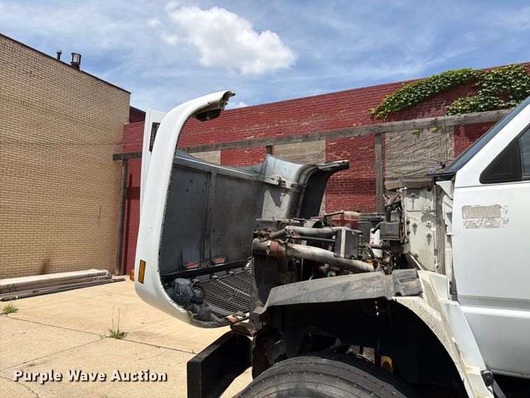 image for item FI1003 2000 GMC C8500 crane truck