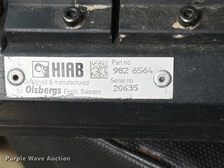 image for item FI1003 2000 GMC C8500 crane truck