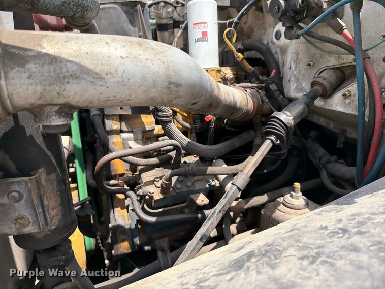 image for item FI1003 2000 GMC C8500 crane truck