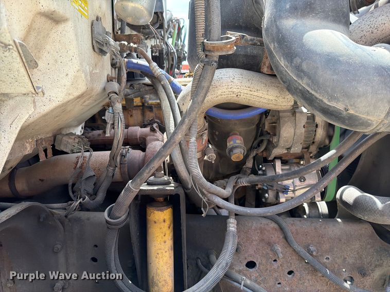 image for item FI1003 2000 GMC C8500 crane truck