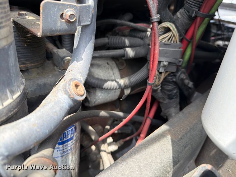image for item FI1005 2006 Mack CNX613 semi truck