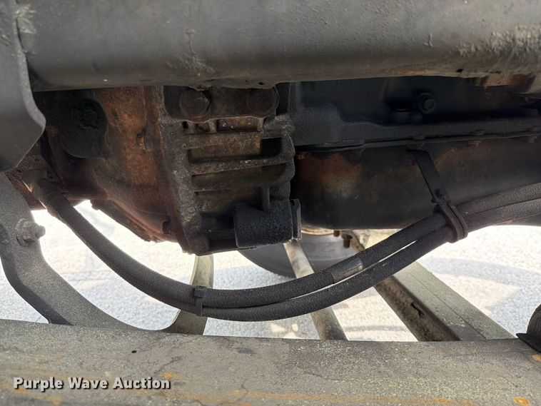 image for item FI1005 2006 Mack CNX613 semi truck