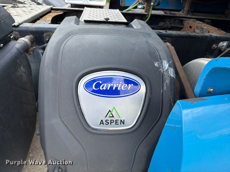 image for item FI1010 2019 Western Star 5700XE semi truck