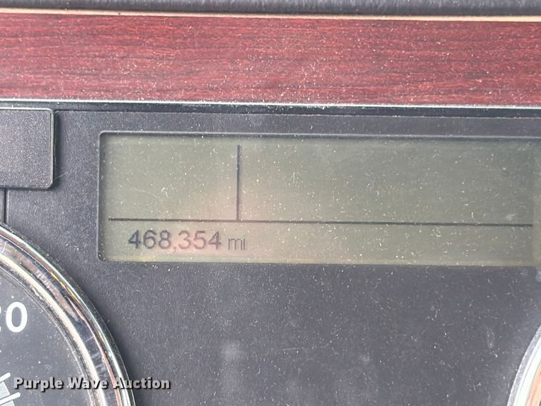 image for item FI1010 2019 Western Star 5700XE semi truck