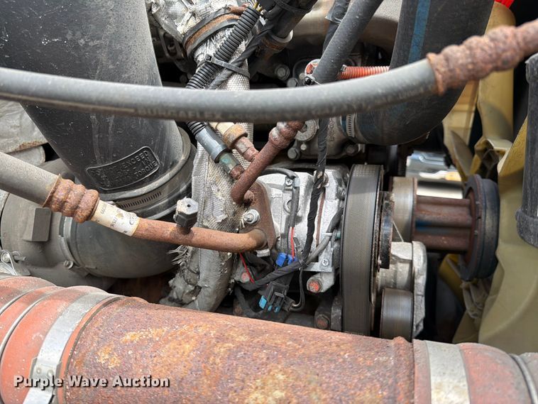 image for item FI1010 2019 Western Star 5700XE semi truck