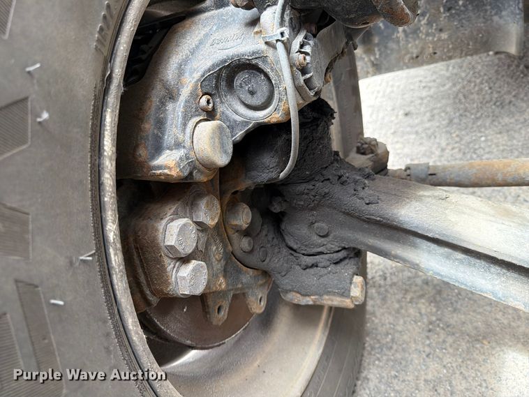 image for item FI1010 2019 Western Star 5700XE semi truck