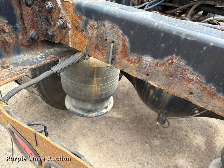 image for item FI1010 2019 Western Star 5700XE semi truck