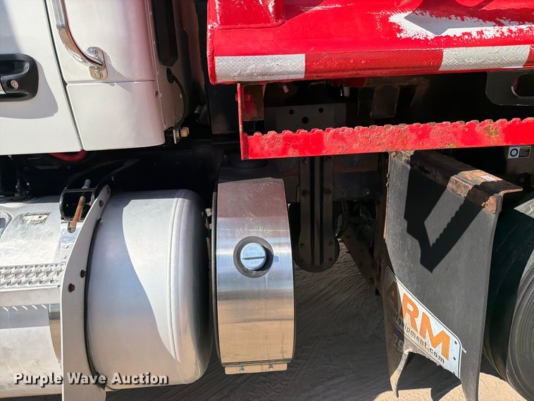 image for item FK0244 2020 Peterbilt 567 dump truck