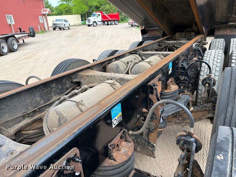 image for item FK0244 2020 Peterbilt 567 dump truck