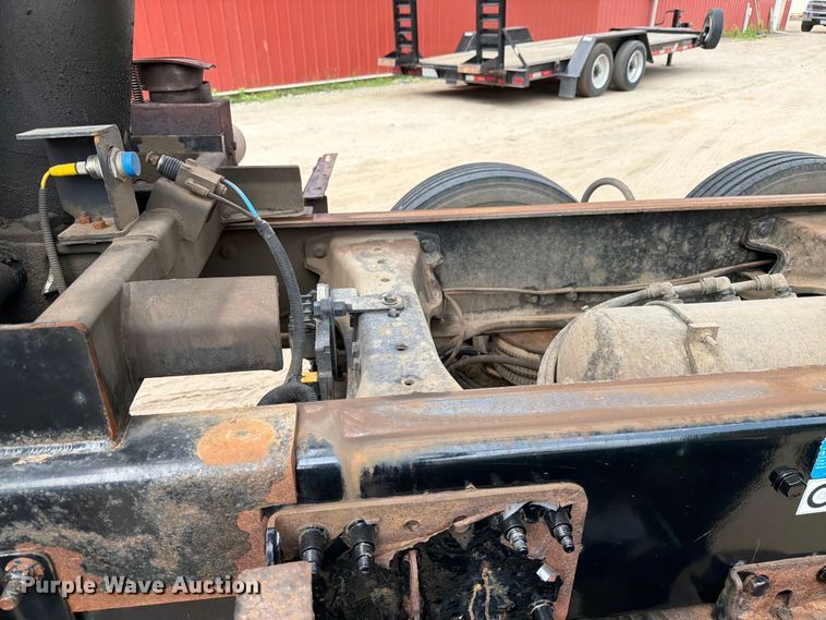 image for item FK0244 2020 Peterbilt 567 dump truck