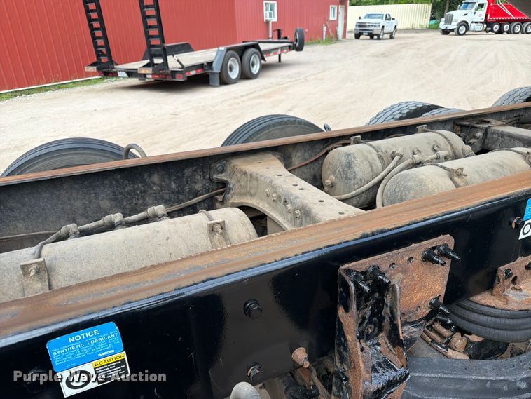image for item FK0244 2020 Peterbilt 567 dump truck