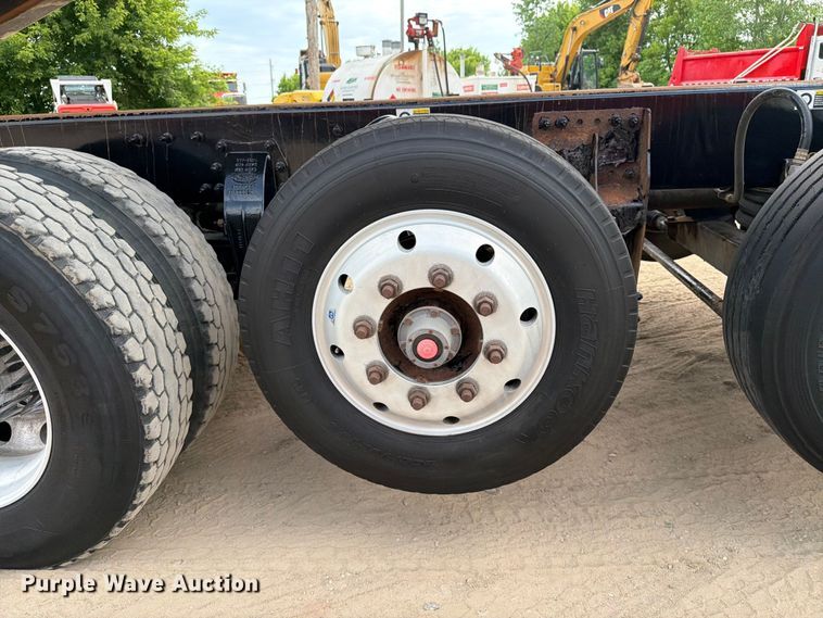 image for item FK0244 2020 Peterbilt 567 dump truck
