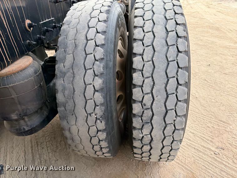 image for item FK0244 2020 Peterbilt 567 dump truck