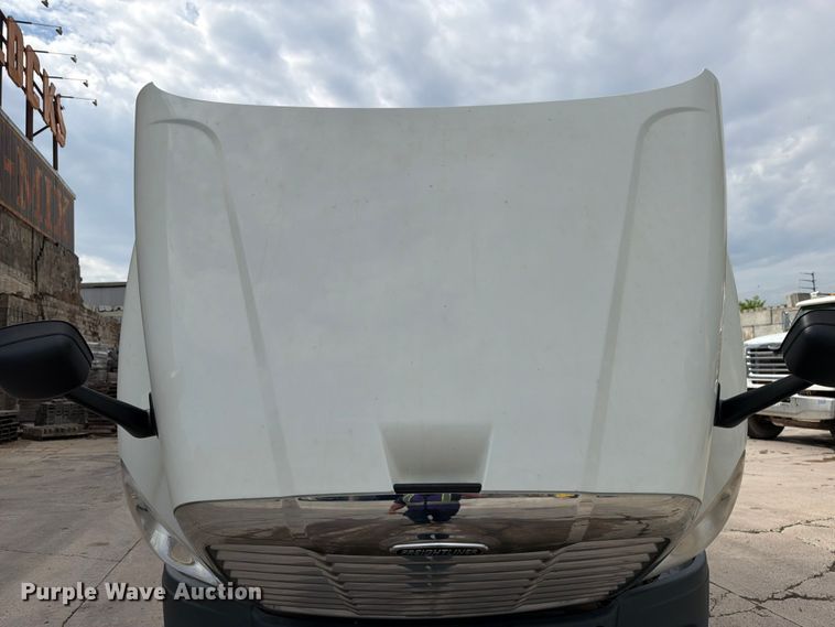 image for item FK0254 2012 Freightliner Cascadia semi truck
