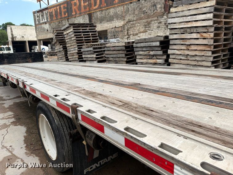image for item FK0255 2021 Fontaine HAICD12WSA drop deck trailer