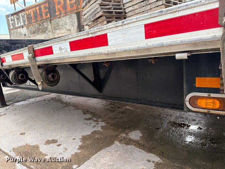image for item FK0255 2021 Fontaine HAICD12WSA drop deck trailer