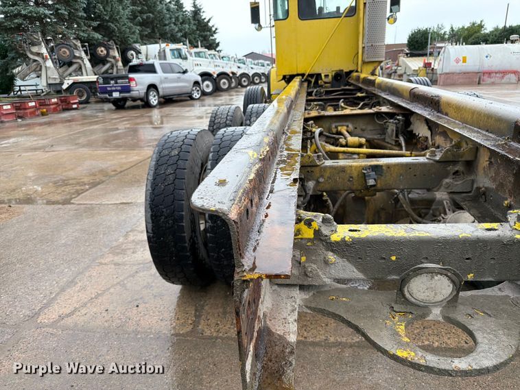 image for item FK0270 2005 Kenworth W900 truck cab and chassis