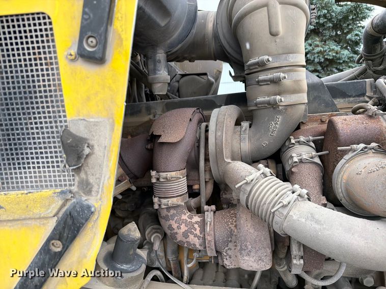 image for item FK0270 2005 Kenworth W900 truck cab and chassis