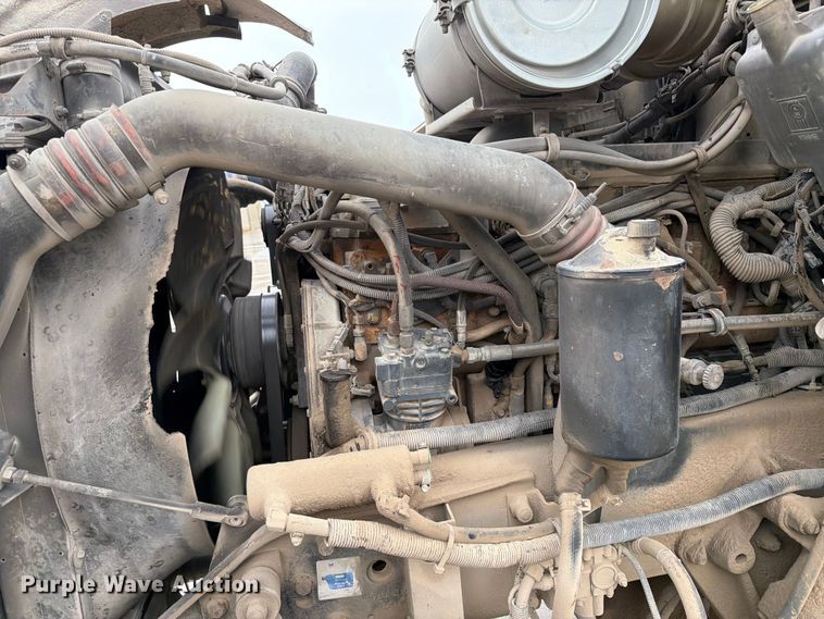 image for item FK0270 2005 Kenworth W900 truck cab and chassis