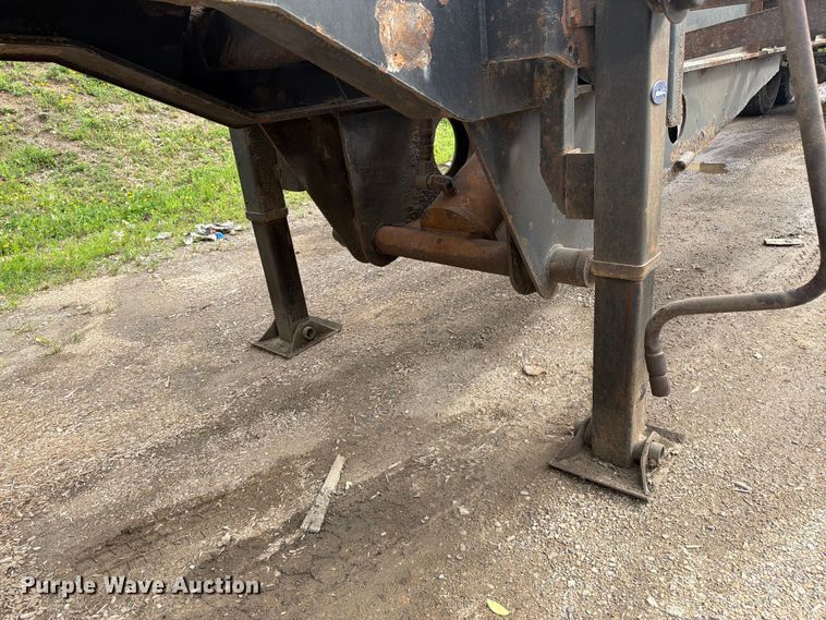 image for item FK0296 2013 Benlee TABM40 roll-off container truck