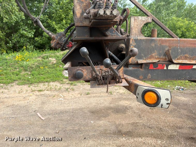 image for item FK0296 2013 Benlee TABM40 roll-off container truck