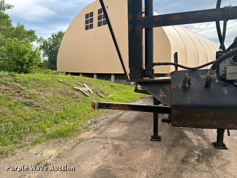 image for item FK0296 2013 Benlee TABM40 roll-off container truck