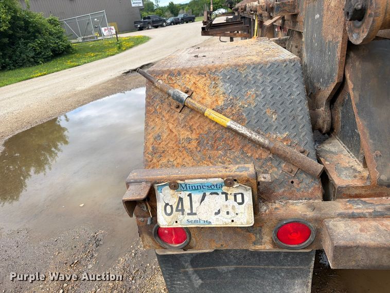 image for item FK0296 2013 Benlee TABM40 roll-off container truck