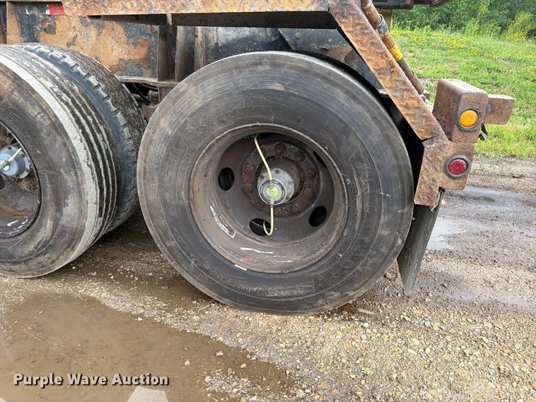 image for item FK0296 2013 Benlee TABM40 roll-off container truck