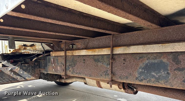 image for item FK1081 2004 International 4300  refrigerated truck