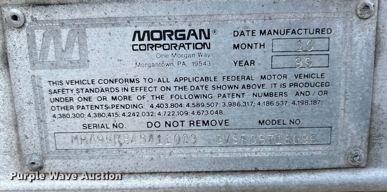 image for item FK1081 2004 International 4300  refrigerated truck