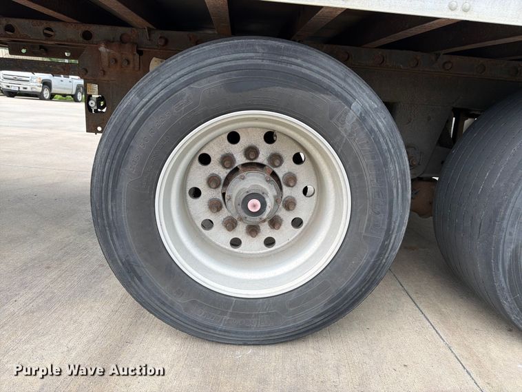 image for item FK3029 2008 Utility Trailers dry van trailer