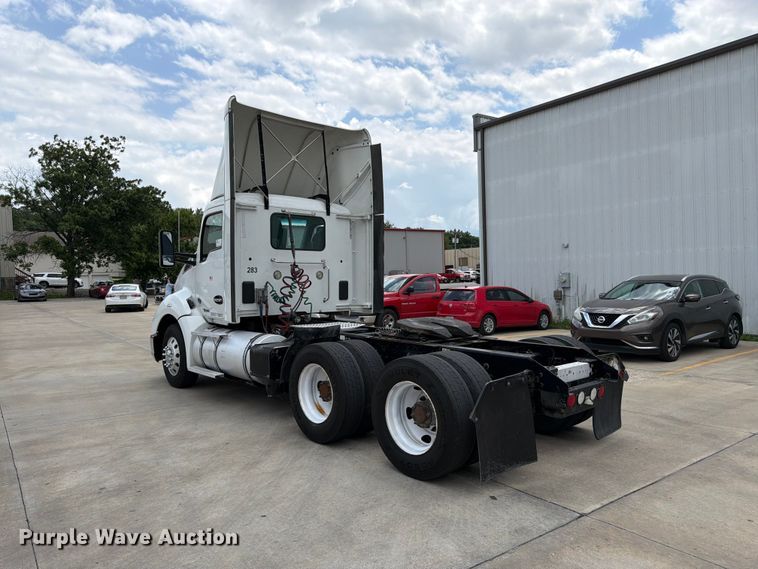 image for item FK3030 2016 Kenworth T680 semi truck