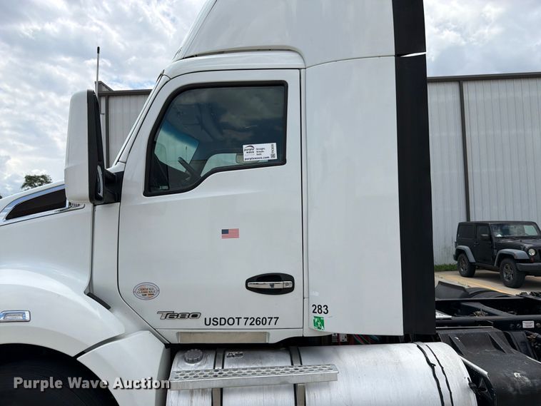 image for item FK3030 2016 Kenworth T680 semi truck