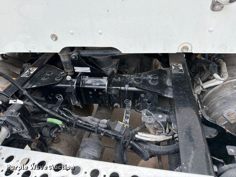 image for item FK3030 2016 Kenworth T680 semi truck
