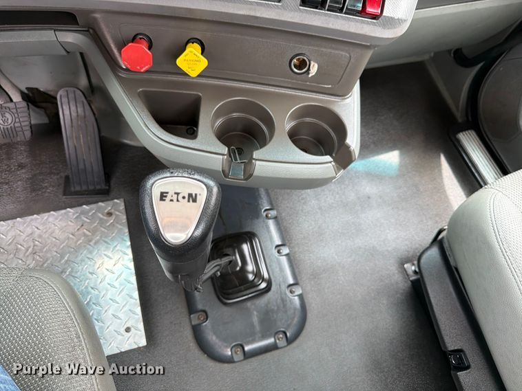 image for item FK3030 2016 Kenworth T680 semi truck