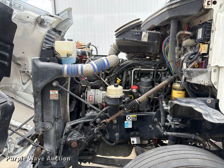 image for item FK3030 2016 Kenworth T680 semi truck