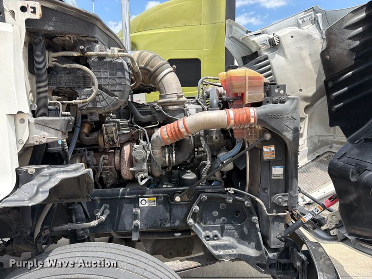 image for item FK3030 2016 Kenworth T680 semi truck