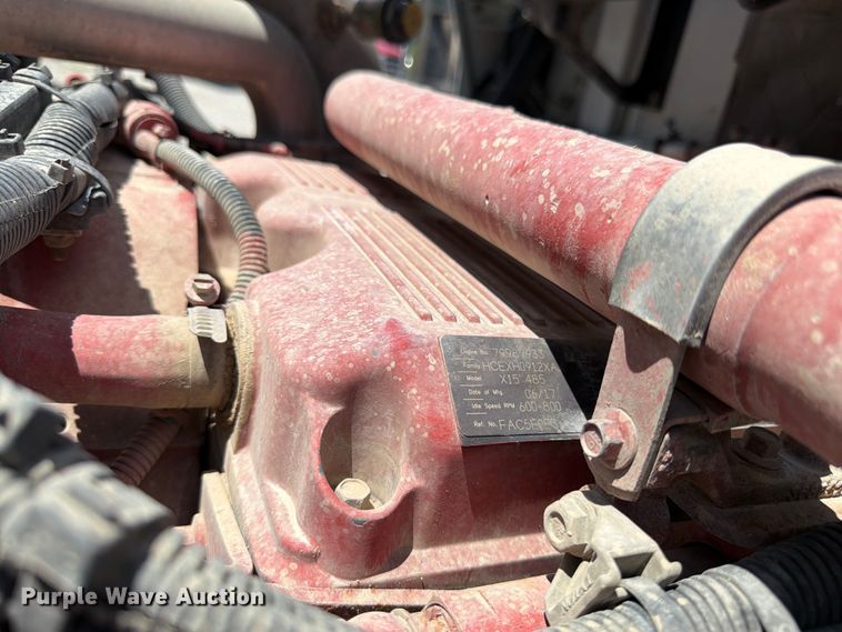 image for item FK3039 2018 International HX620 semi truck
