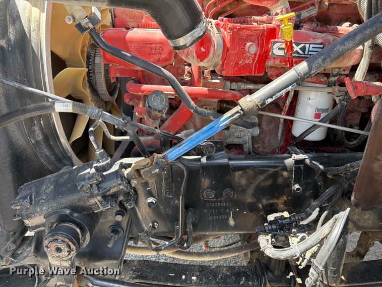 image for item FK3039 2018 International HX620 semi truck