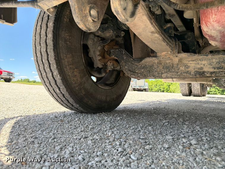 image for item FK3039 2018 International HX620 semi truck
