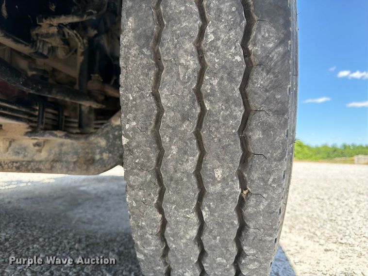 image for item FK3039 2018 International HX620 semi truck