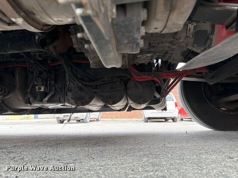 image for item FK3089 2022 Kenworth T680 semi truck