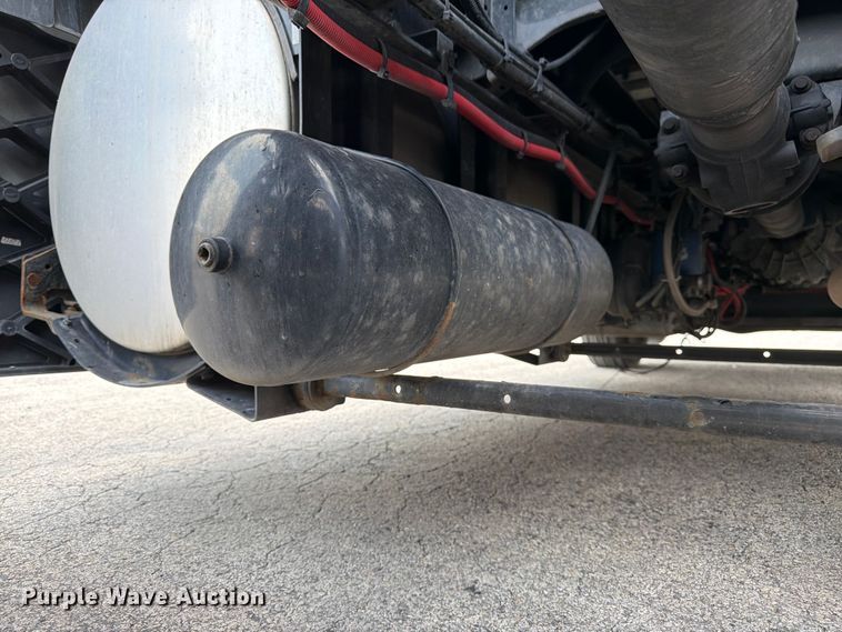 image for item FK3089 2022 Kenworth T680 semi truck