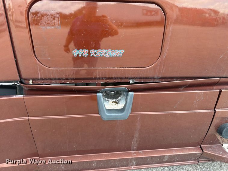 image for item FK3090 2019 Freightliner Cascadia semi truck