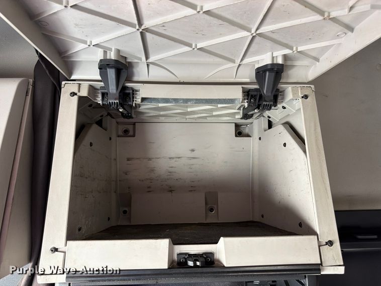 image for item FK3090 2019 Freightliner Cascadia semi truck