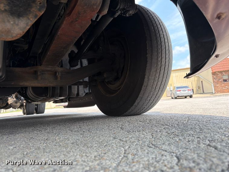 image for item FK3090 2019 Freightliner Cascadia semi truck